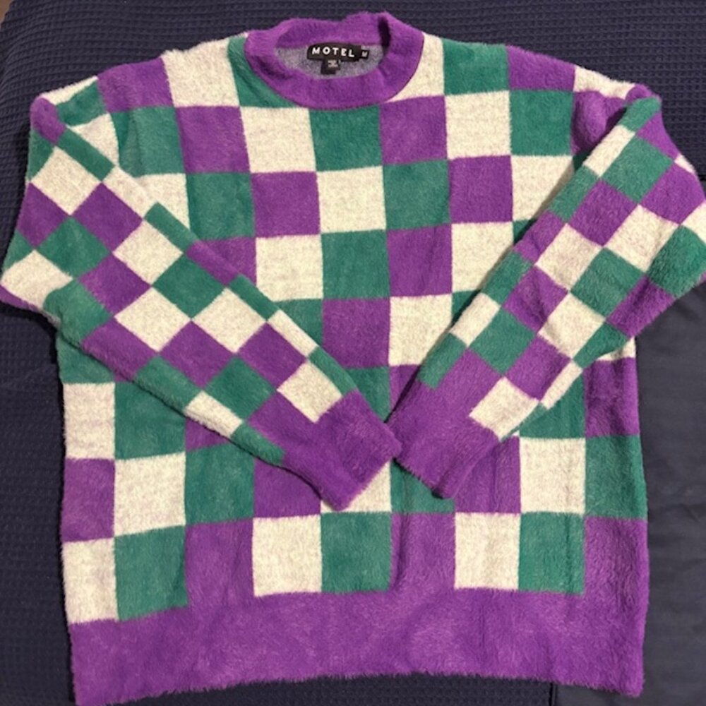 Motel sweater